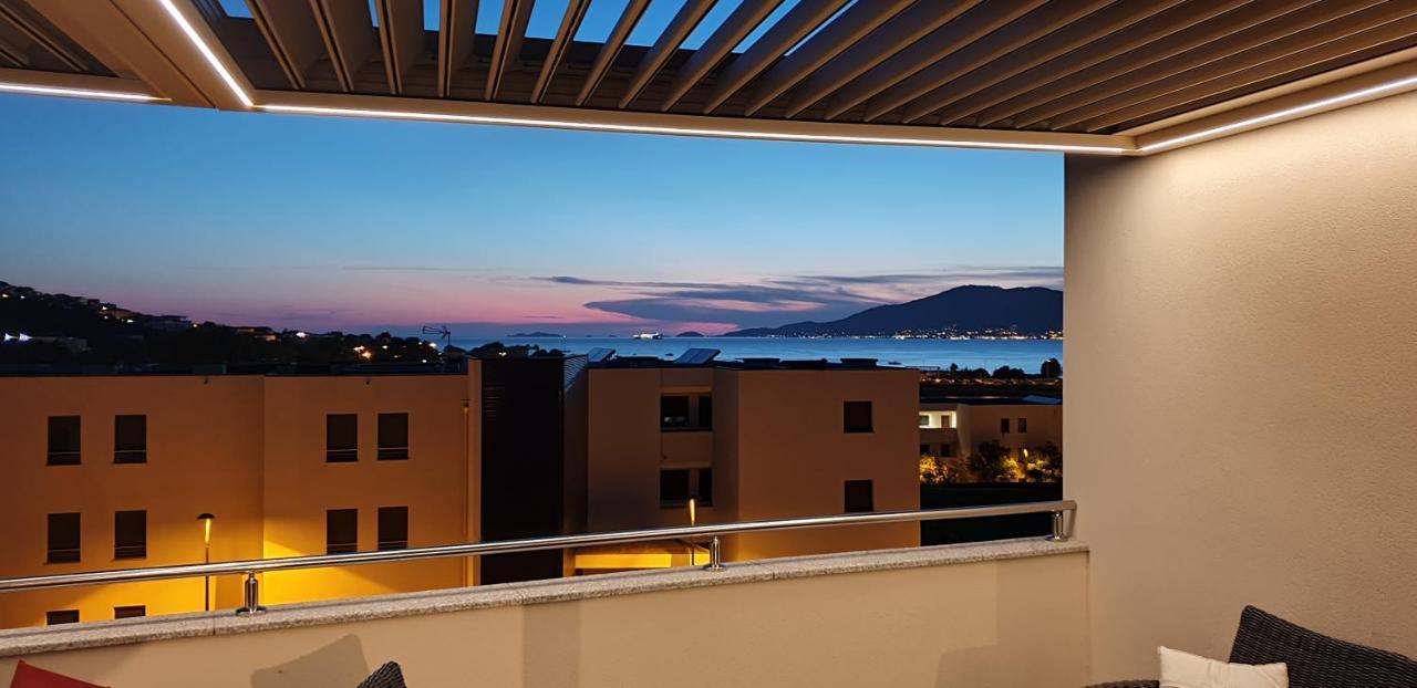 Neuf T2 Centre De Porticcio * Porticcio (Corsica)